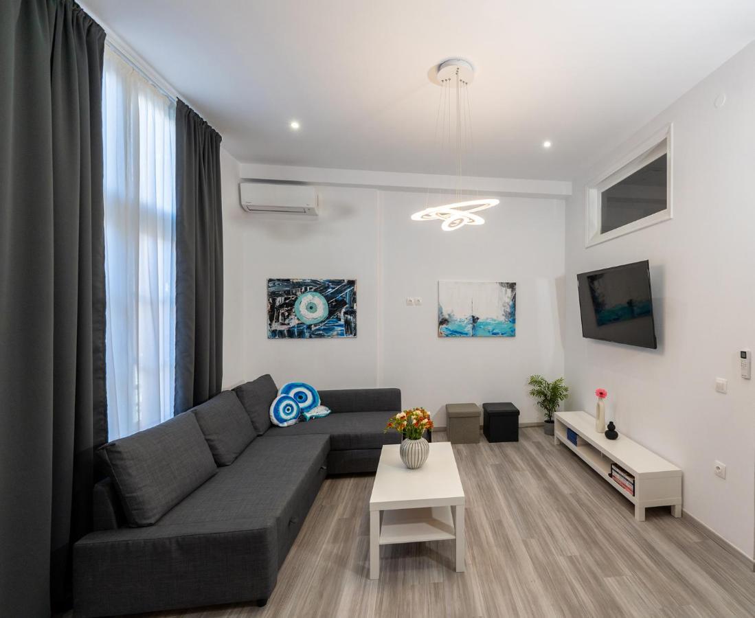 Central Suites Aegina 2 Buitenkant foto