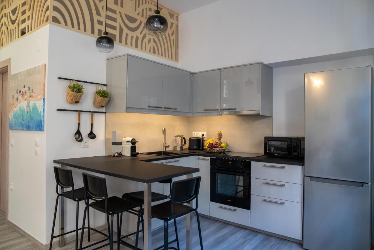 Central Suites Aegina 2 Buitenkant foto