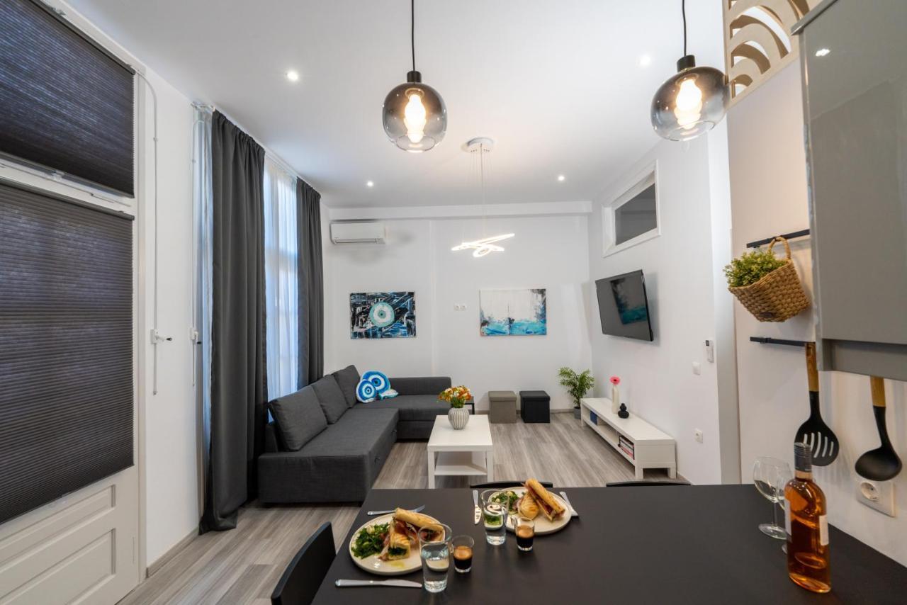 Central Suites Aegina 2 Buitenkant foto