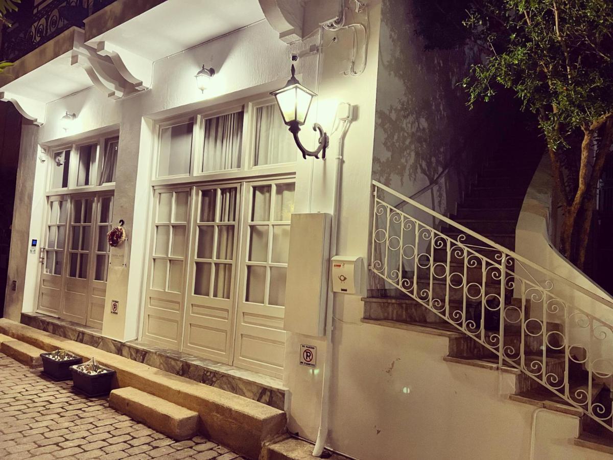 Central Suites Aegina 2 Buitenkant foto